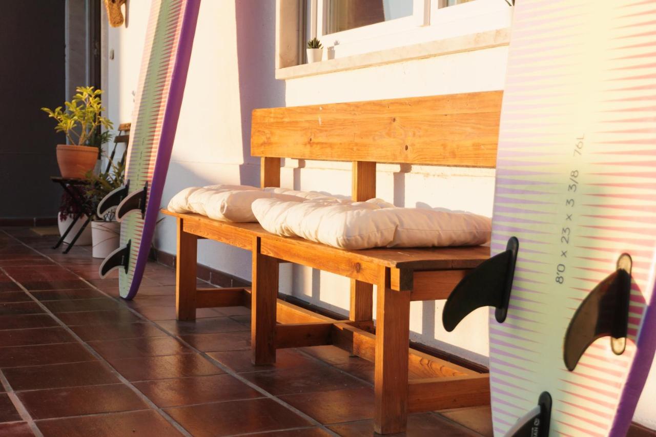 Hospedium Hostel Republica Surf House Эрисейра Экстерьер фото