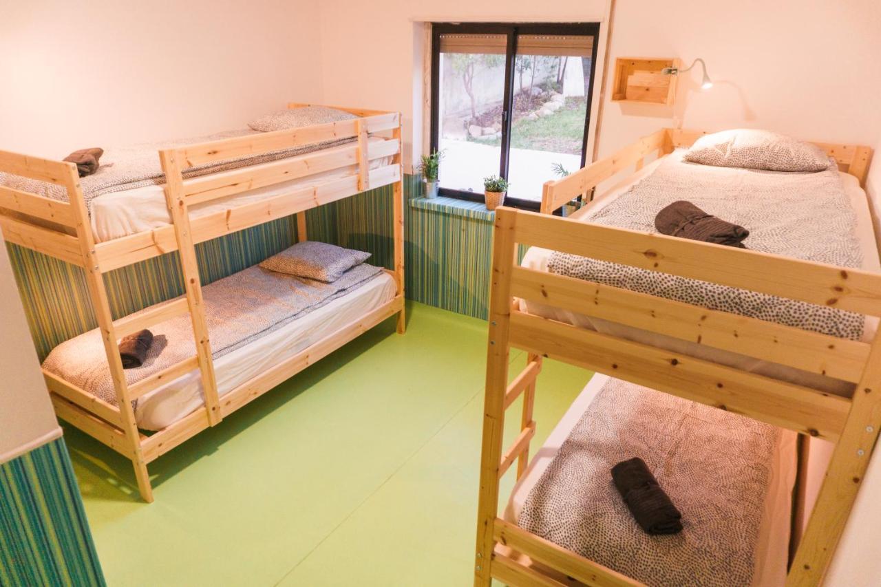 Hospedium Hostel Republica Surf House Эрисейра Экстерьер фото
