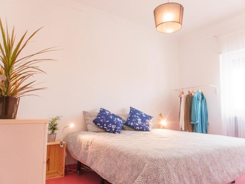 Hospedium Hostel Republica Surf House Эрисейра Экстерьер фото